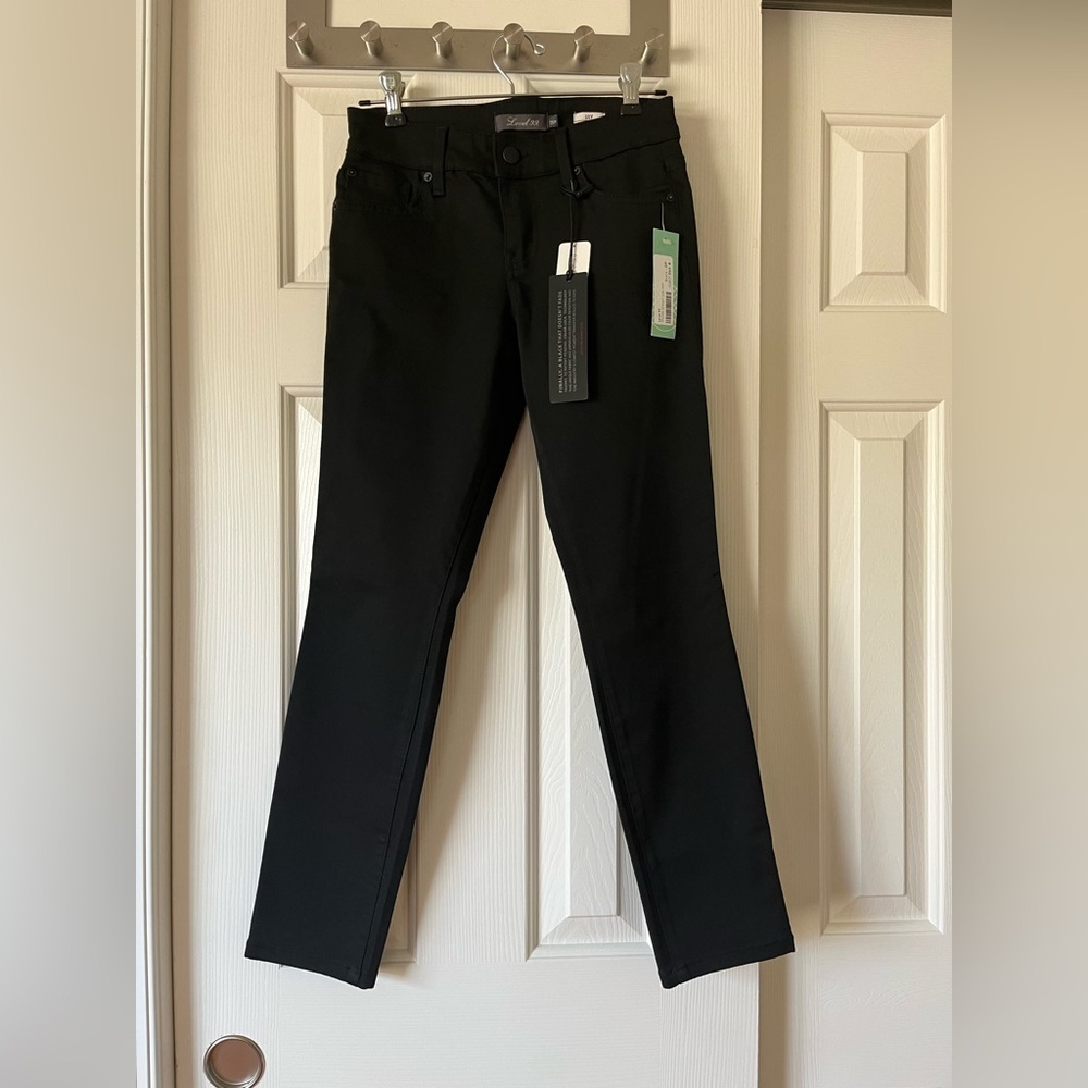Level 99 Lily glenda straight black jean, 25P, NWT